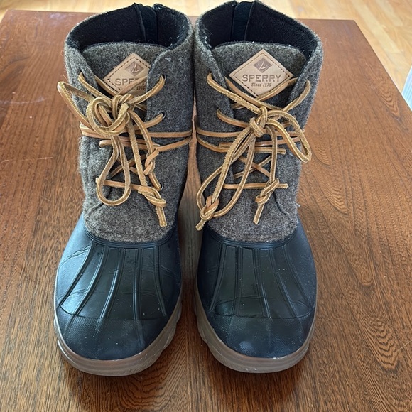 Sperry Black and Brown Boots 9.5 - Picture 2 of 10